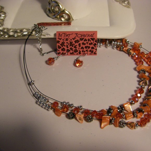 Betsey Johnson Fashion Jewelry Beaded Necklace & Earring 2 Piece Set NEW - Picture 5 of 8